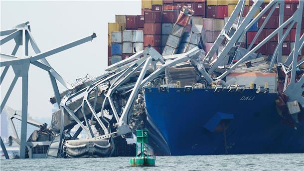 Brückeneinsturz in Baltimore: Was wir wissen - und was nicht Ein Containerschiff hatte die vierspurige Autobrücke gerammt und so zum Einsturz gebracht.