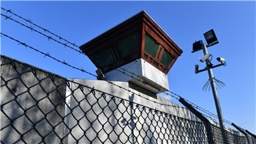 Ein Doppelmörder ist von einem unbegleiteten Ausgang nicht in die Haftanstalt Tegel zurückgekehrt.
