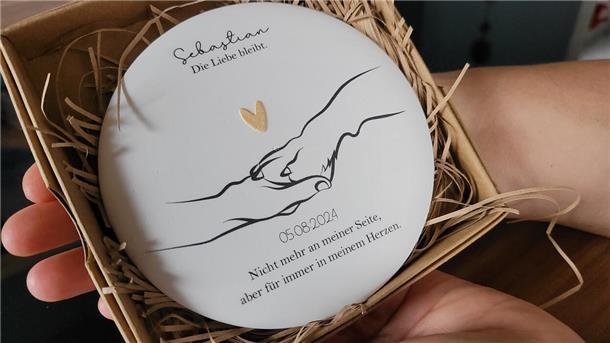 Ein Geschenk einer Nachbarin zur Erinnerung an Karin Sotteks verstorbenen Hund Sebastian.