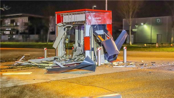 Ein gesprengter Geldautomat in Bruchsal.