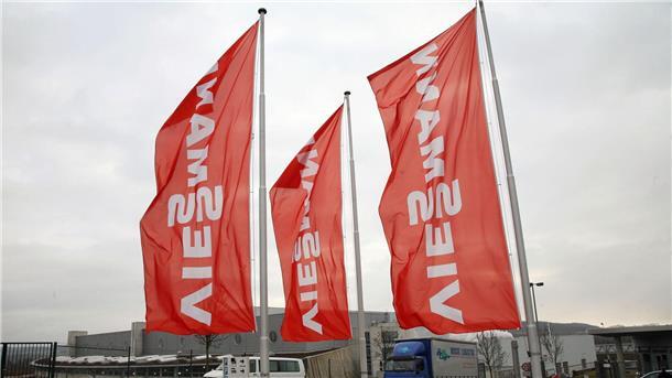 Habeck kündigt Prüfung von Viessmann-Verkauf an Ein Großteil des Verkaufserlöses aus dem Deal mit Carrier Global soll in die verbleibenden Geschäftsbereiche der Viessmann-Gruppe fließen.