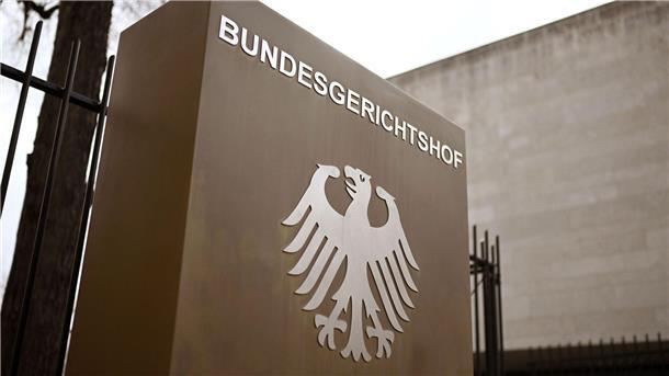 „Fahrt ins Blaue“: Programm nicht beliebig austauschbar Ein Hinweisschild mit Bundesadler und dem Schriftzug Bundesgerichtshof.