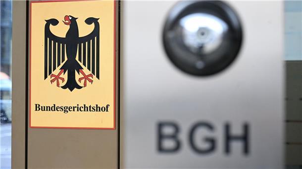 BGH verhandelt zu Wohnungseigentümer-Versammlungen Ein Landgericht hatte Beschlüsse in einem Fall für nichtig erklärt, weil das individuelle Recht eines jeden Wohnungseigentümers auf persönliche Teilnahme an einer Eigentümerversammlung verletzt worden sei. Nun befasst sich der Bundesgerichtshof (BGH) mit der Sache.