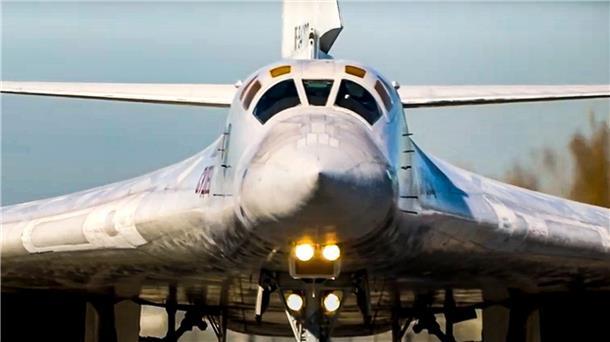Ein Langstreckenbomber der russischen Luft- und Raumfahrtkräfte (Archivbild).