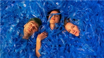 "Ein Stück Liebe" heißt die Tanztheaterproduktion, die am 9. Juni Premiere im Bremer Zentrum für Kunst hat.