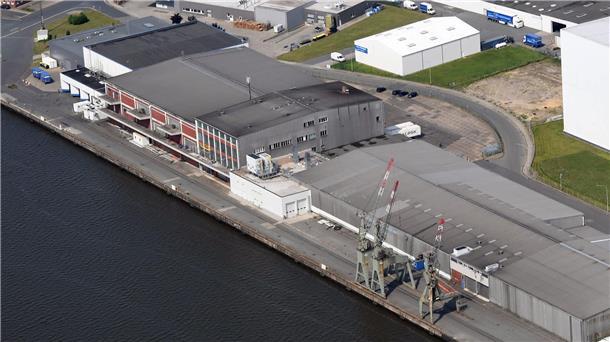 Ein Teil der Hallen soll abgerissen und neu gebaut werden: Nordfrost investiert erheblich im Fischereihafen.