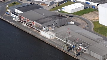 Ein Teil der Hallen soll abgerissen und neu gebaut werden: Nordfrost investiert erheblich im Fischereihafen.