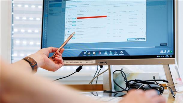 Der breite Start der E-Patientenakten hakt Ein Teil der Praxen kann noch die ePA noch nicht nutzen. (Archivbild)