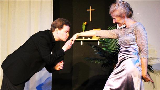 Ein Traumpaar: Katharina Schumacher und Stefan Wilde laden ein zu „Sechs Tanzstunden in sechs Tagen“ ins Piccolo Teatro in der Alten Bürger.