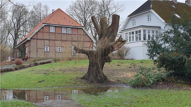 Amtshaus und Amtsscheune in Bad Bederkesa