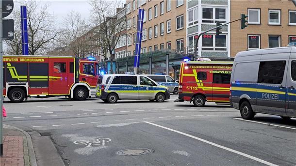 Ein Unfall an der Lloydstraße Ecke Bürgermeister-Smidt-Straße sorgt für Stau und Busausfälle.