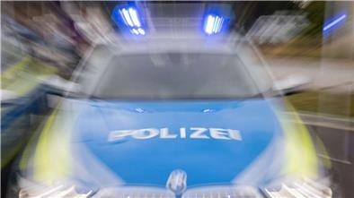Eine 29-jährige Autofahrerin ist in der Nacht zum Dienstag vermutlich unter dem Einfluss von Drogen in eine Verkehrskontrolle der Rotenburger Polizei geraten.