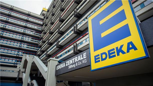 Eine Außenansicht der Edeka-Zentrale im Hamburger Statteil Winterhude.