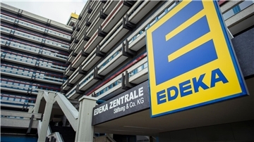 Eine Außenansicht der Edeka-Zentrale im Hamburger Statteil Winterhude.