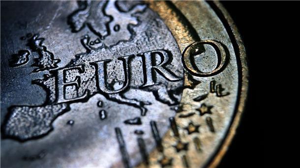 Verfassungsbeschwerde wegen Euro-Rettungsfonds ESM erfolglos Eine Beschwerde von sieben FDP-Bundestagsabgeordneten gegen ein Gesetz zur Änderung des Euro-Rettungsfonds ESM ist vom Bundesverfassungsgericht als unzulässig verworfen worden.