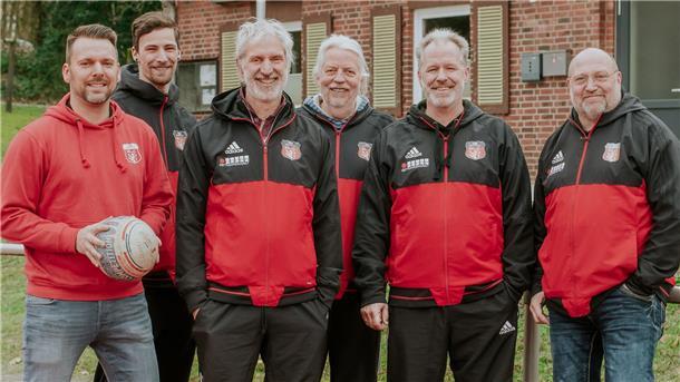 Eine eingeschworene Gemeinschaft: die Faustballer des TSV Bederkesa.