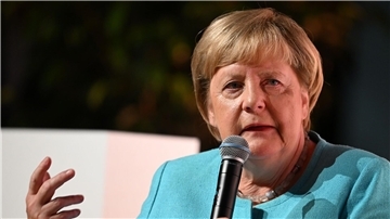 Eine Frau als Bundespräsidentin? Für Angela Merkel natürlich denkbar.