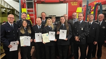 Geehrte und Beförderte der Freiwilligen Feuerwehr Seefeld