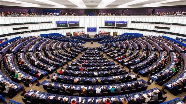 Eine knappe Mehrheit der Abgeordneten stimmte dafür, noch keine finalen Verhandlungen mit den EU-Staaten aufzunehmen. 