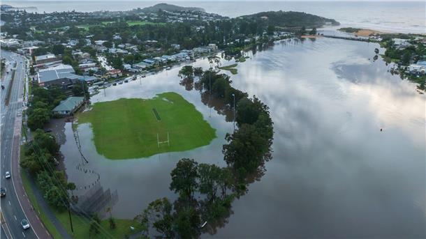 Regenchaos in Sydney: Wohnviertel versinken im Wasser Eine Luftaufnahme zeigt das Ausmaß der Überschwemmungen.