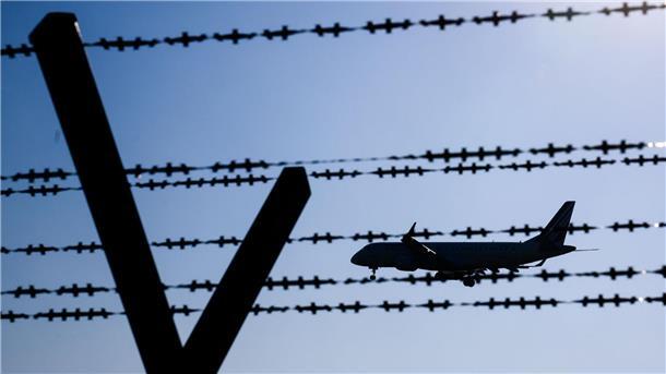 47 Menschen in den Irak abgeschoben Eine Maschine mit abgelehnten Asylbewerbern ist gestartet. (Symbolbild)