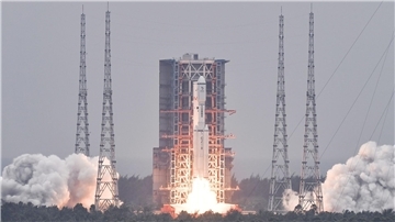 Eine Trägerrakete startete mit dem Relaissatelliten „Queqiao-2“ am 20. März vom Wenchang Space Launch Center in der südchinesischen Provinz Hainan.