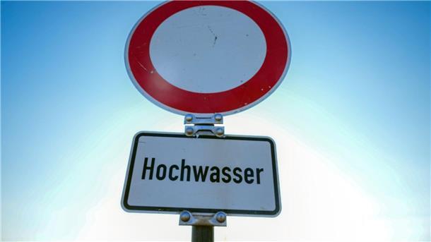 Nach Warnung: Hochwasser in Wenden bleibt glimpflich Eine Warnung vor Überschwemmungen für Wenden im Kreis Olpe wurde ausgesprochen.