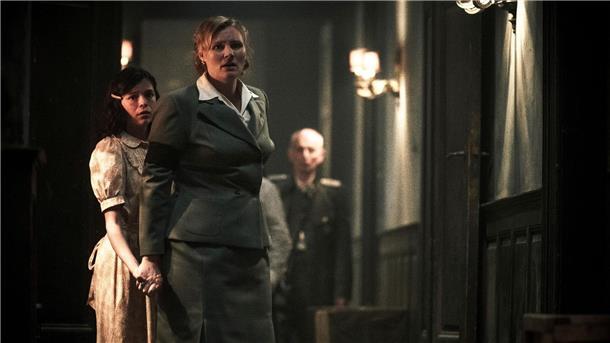 Vierte Staffel startet: Zukunft von Serie „Das Boot“ unklar Eine wichtige Rolle bekommt in der 4. Staffel von „Das Boot“ Hannie Lessing (Rosalie Thomass), die Schwester von U-Boot-Kommandant Klaus Hoffmann (Rick Okon).