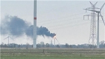 Brand einer Windkraftanlage in Brake