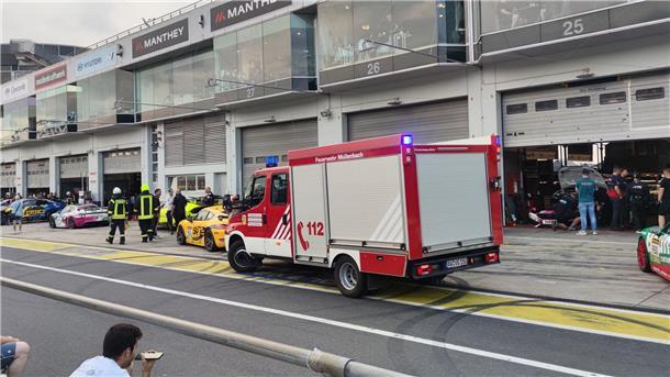 Nach Explosion am Nürburgring: Ermittlungen laufen Einen Tag nach einer Explosion am Nürburgring ermittelt die Polizei weiter. (Foto aktuell)