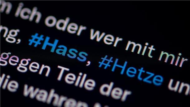 Jeder vierte Internetnutzer stößt auf Hass und Hetze Einer Statistik zufolge sahen sich Jüngere Internetnutzende häufiger mit Hate Speech im Netz konfrontiert als ältere. (Symbolbild)