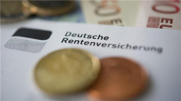 Umfrage: Mehrheit hält Rente langfristig nicht für sicher Einer Umfrage zufolg hält eine klare Mehrheit die deutsche Rente langfristig nicht für sicher.