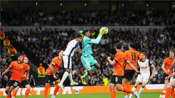 Bei Tottenham: Eintracht rettet 1:1 dank Keeper Kauã Santos Eintracht Frankfurt muss sich im Rückspiel gegen Tottenham Hotspur steigern.
