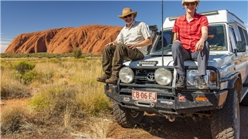Einzigartige Landschaften und Motive haben Aneta und Dirk Bleyer, hier am Uluru, bei ihrer Reise durch Australien erlebt.