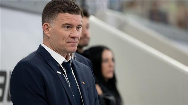 Dichte Spielpläne für deutsche Eishockeyteams bei Olympia Eishockey-Bundestrainer Jeff MacLeod muss mit den deutschen Frauen vier Spiele binnen fünf Tagen bei Olympia absolvieren.