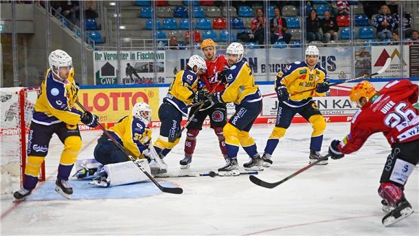 Eishockey swb-Energy-Cup der Fischtown Pinguins gegen Esbjerg.