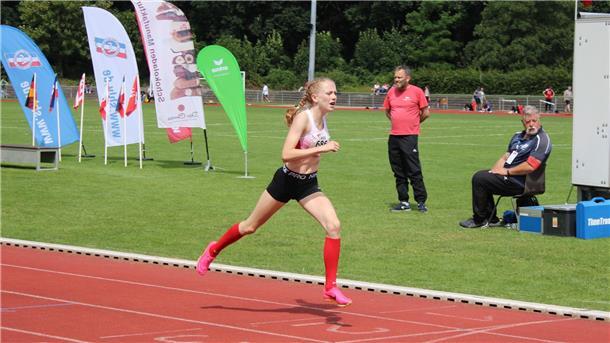 Elisa Krieten (TV Loxstedt) steigerte in Koblenz ihre Bestzeit über 300 Meter auf 41,89 Sekunden.