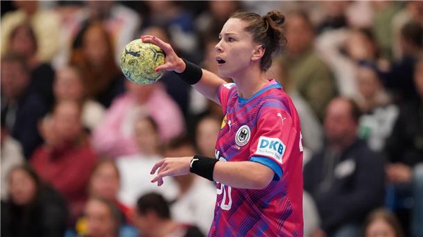 Handballerin Bölk glückt Rückkehr: „Sehr zufrieden“ Emily Bölk stand wieder im deutschen Kader.