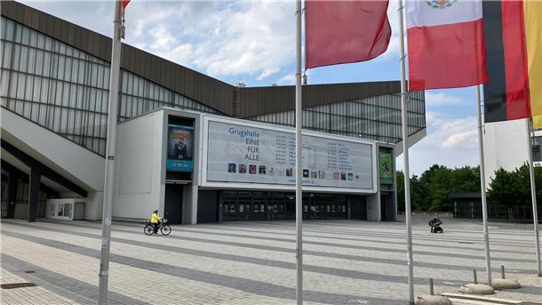 AfD: Stadt Essen gibt Widerstand gegen Parteitag auf Ende des Monats will die AfD in der Grugahalle in Essen ihren Bundesparteitag abhalten.