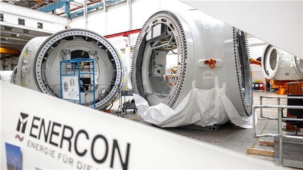 Enercon richtet Geschäft um Windturbinen neu aus Enercon ist einer der größten deutschen Windkraftanlagenhersteller mit Sitz in Ostfriesland. (Archivbild)