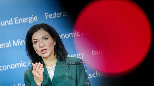 Weniger Haushalte wollen in Energiewende investieren Energieministerin Reiche: Zehn-Punkte-Plan für Kurswechsel in der Energiewende. (Archivbild)