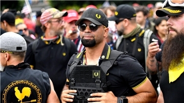 Enrique Tarrio, Ex-Anführer der „Proud Boys“, bei einer Kundgebung in Portland, Oregon.