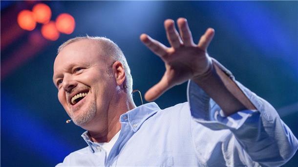 Alles deutet auf ein Comeback von Stefan Raab hin Entertainer Stefan Raab hat sich vor Jahren aus der Öffentlichkeit weitgehend zurückgezogen.
