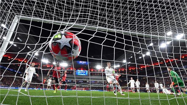 Alonso glücklich, Wirtz zufrieden: „Ein guter Abend“ Entscheidung perfekt: Bayer steht im Achtelfinale.