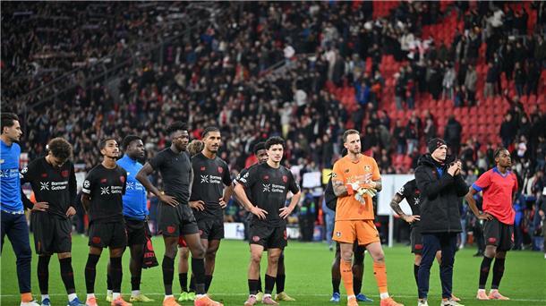 Enttäuschte Gesichter nach der 2:7-Niederlage in der Champions League. 