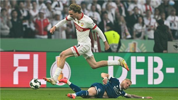Erst gewann Nick Woltemade mit dem VfB Stuttgart den DFB-Pokal, dann zeigte er Mitgefühl mit Gegner Bielefeld.