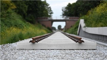 Start der Bahnlinie Bremen-Groningen verzögert sich erneut Erste Züge werden auf der sogenannten Wunderline voraussichtlich erst im Sommer 2026 fahren. (Archivbild)