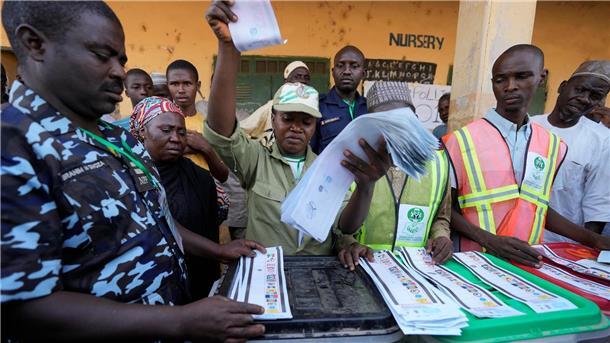 Erstmals seit Nigerias Rückkehr zur Demokratie 1999 hat neben den Kandidaten der zwei vorherrschenden Parteien auch ein Dritter gute Chancen.