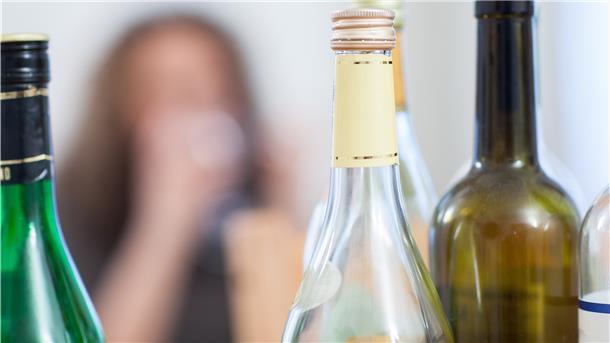 Es gibt nicht nur Selbsthilfegruppen für Alkoholiker, sondern auch für deren Angehörige.