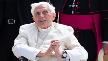 Es gibt Spekulationen um den Gesundheitszustand des emeritierten Papst Benedikt XVI.